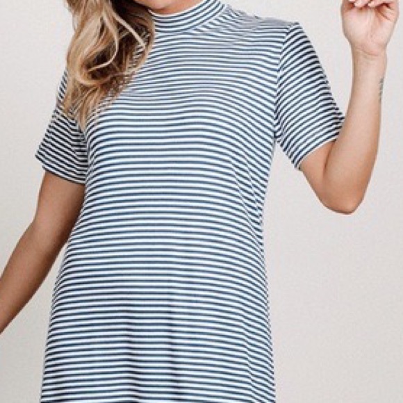Albion Dresses & Skirts - Albion fit striped tunic dress blue